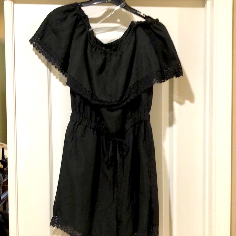 Style house black romper XL